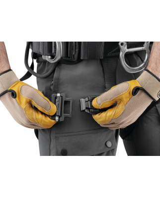 Petzl - Avao Fast (European Version)